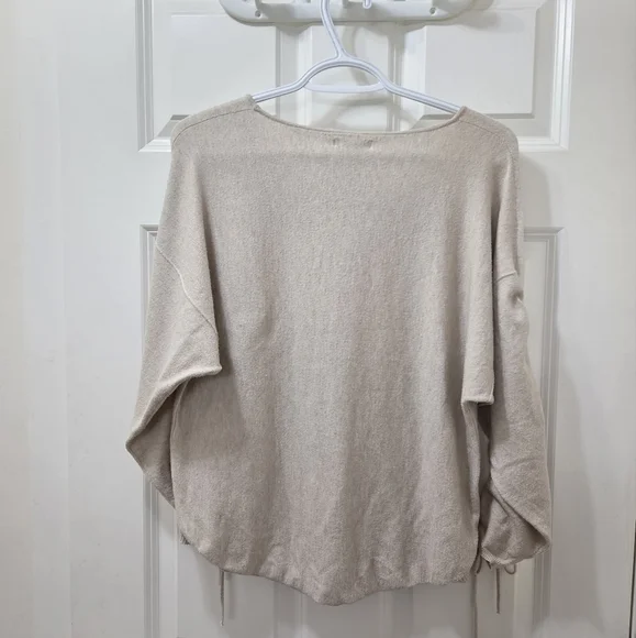 Max Studio Top - Picture 2 of 5